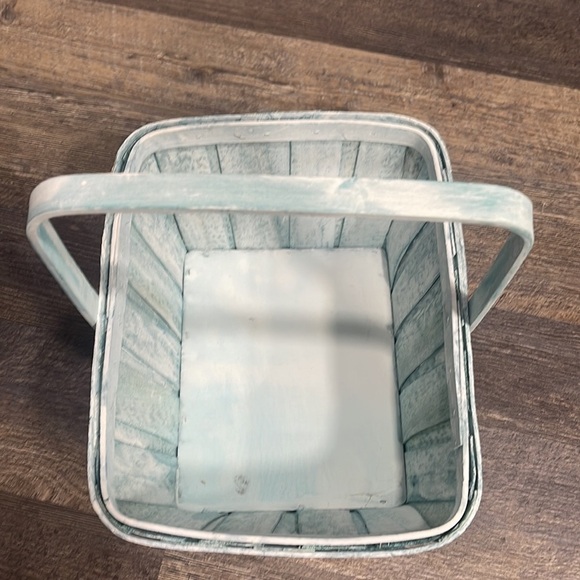 Basket - Picture 12 of 12